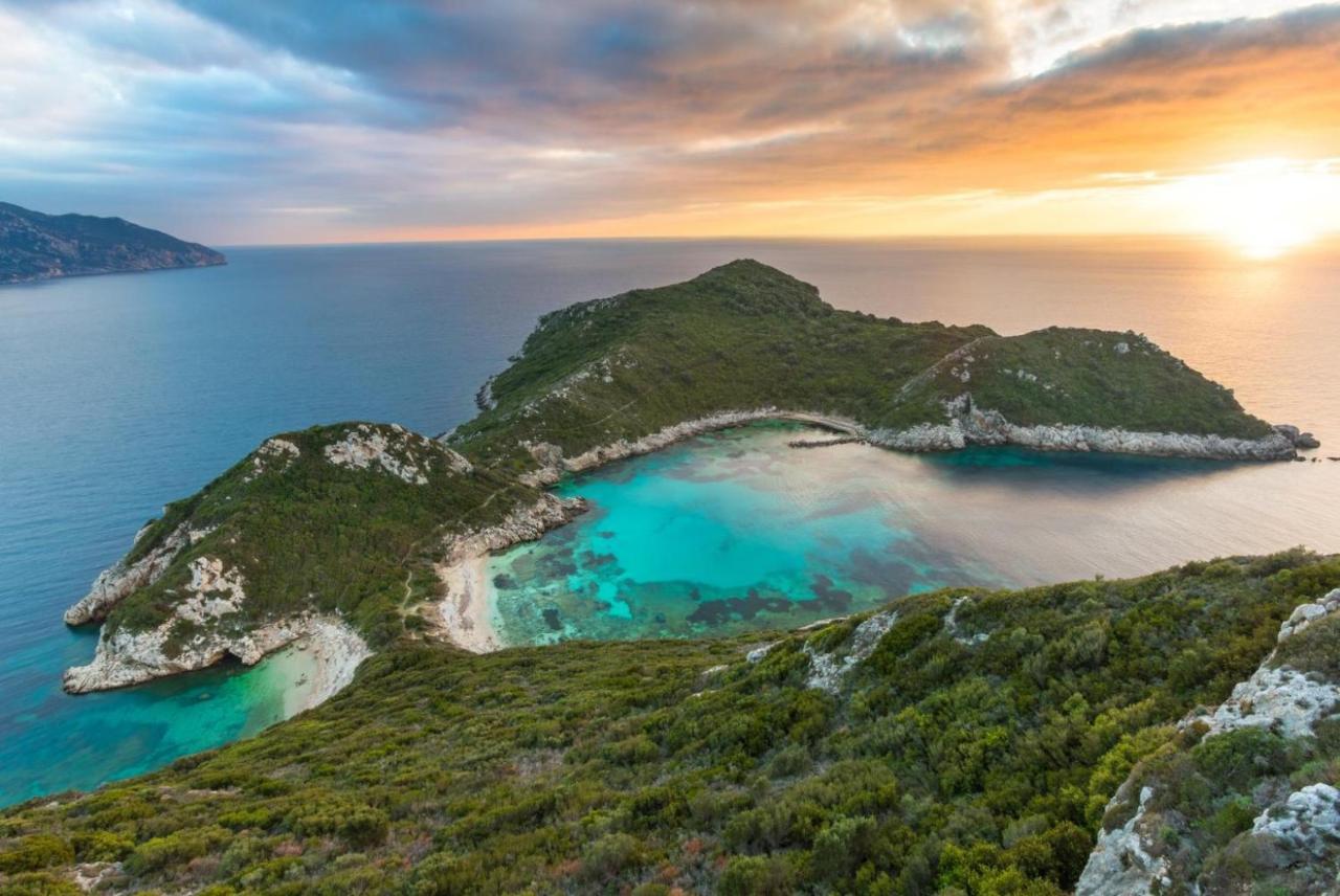 Sea View - Amalia Villa Karousádes