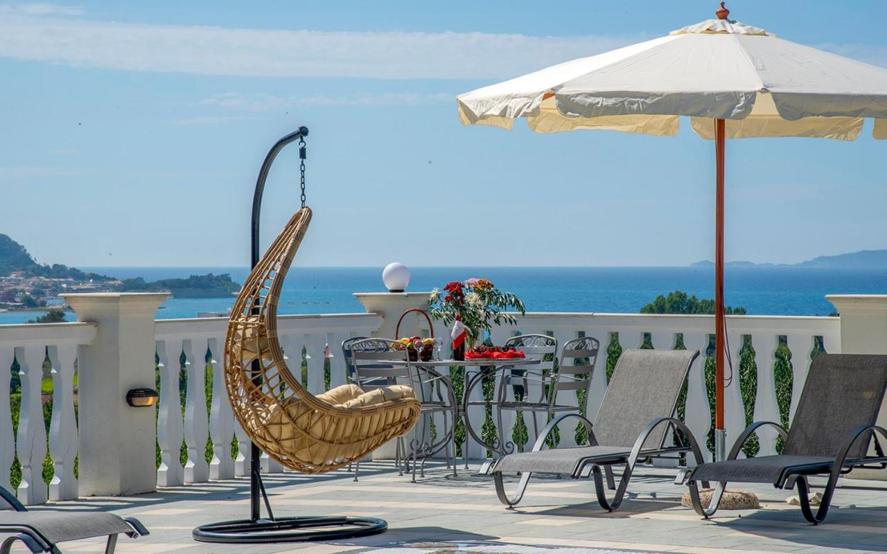 Sea View - Amalia Villa Karousádes